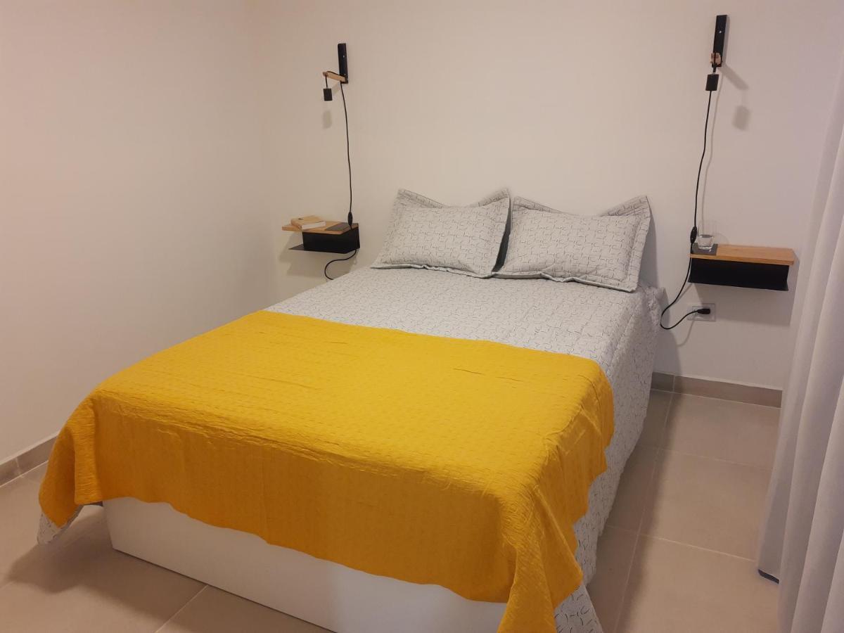 Casa A Estrenar! Muy Cerca De La Terminal De Bus Lejlighed El Calafate Eksteriør billede